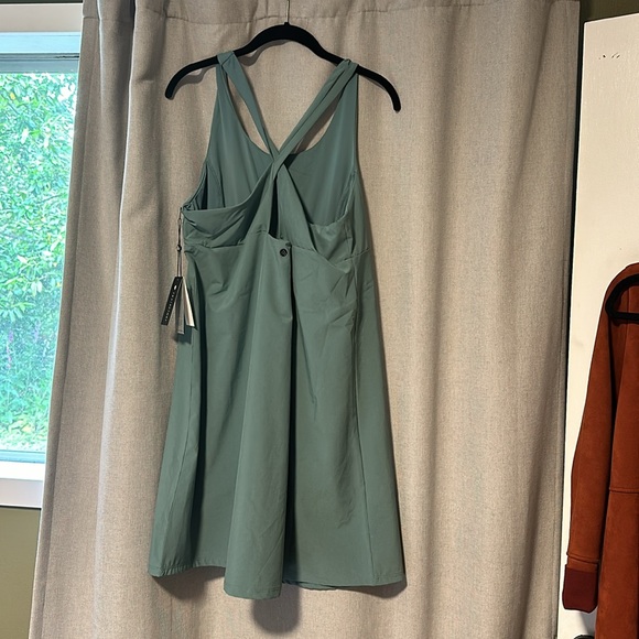 Athletic Dress - Picture 3 of 4